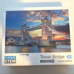 Tower Bridge Puzzle 1000 pieces, sealed.